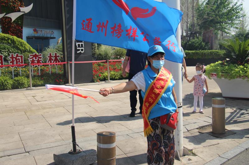 <strong>在线操肥逼专网</strong>